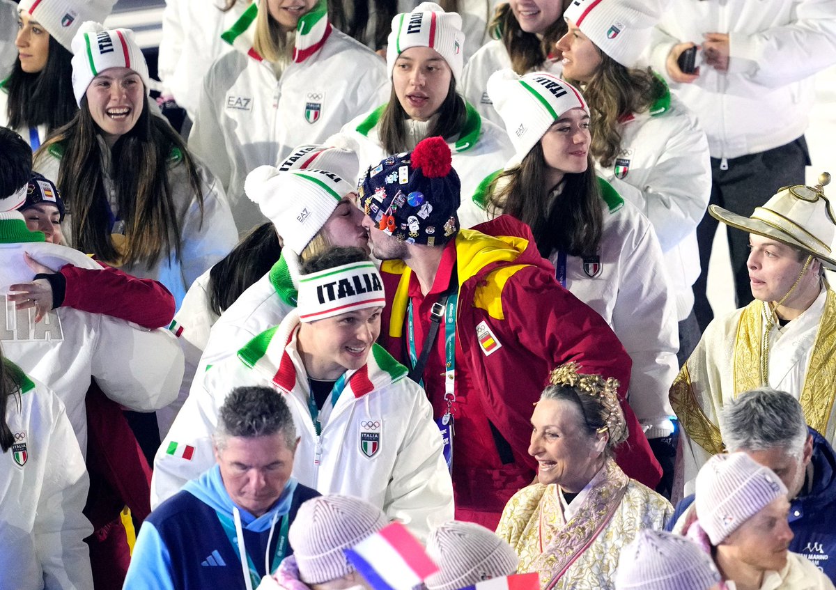 madp80's tweet photo. @t1nt1nt1 🇮🇹❤️🇪🇸 https://t.co/RdQPBqnfIt