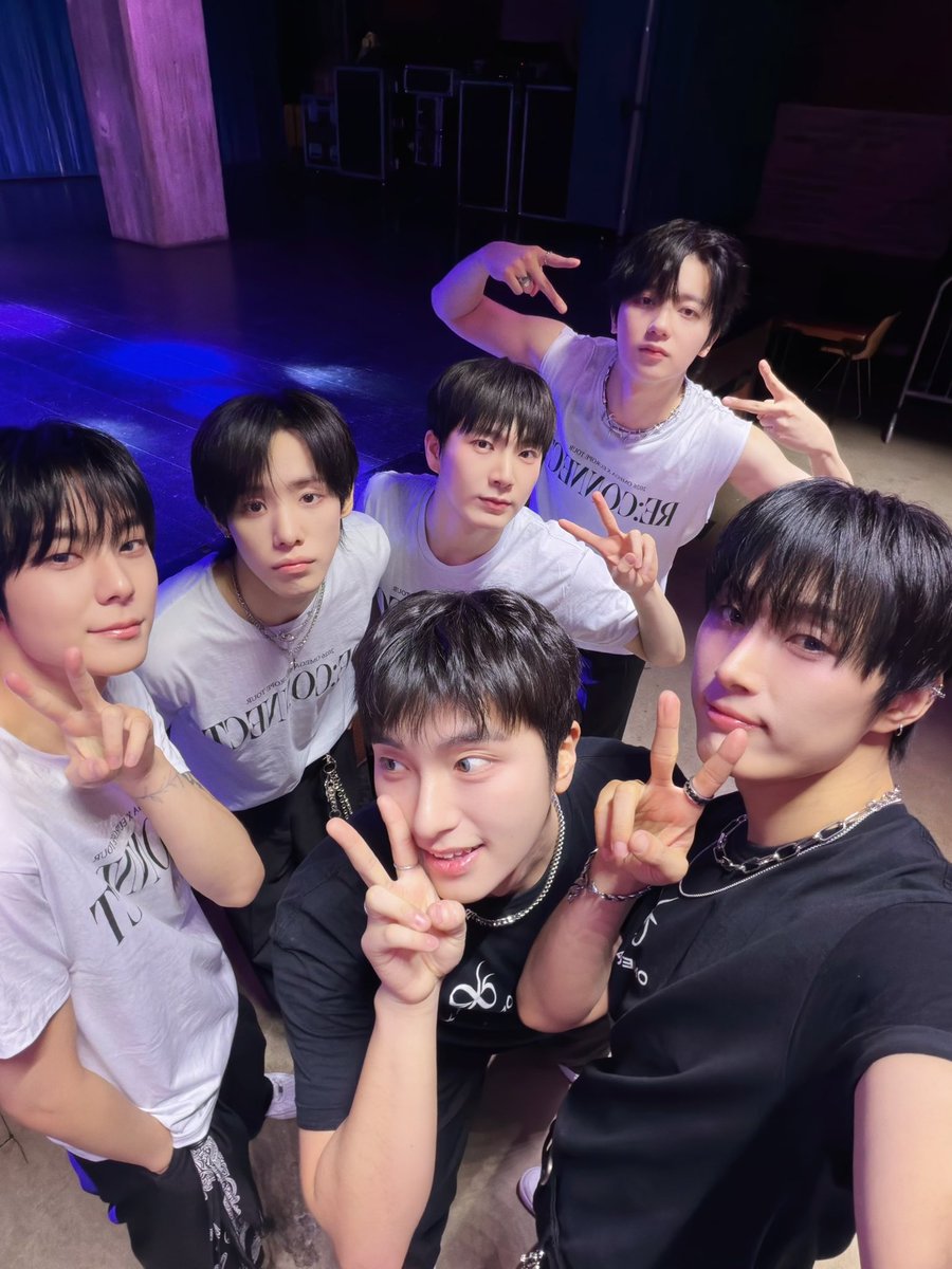 OMEGA X Official tweet media