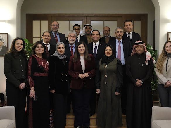 Mahmoud Khalifa tweet media