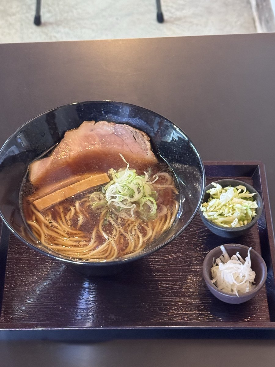 明日24日(火)の営業は お昼 通常営業 カフェタイム13:00〜15:00 です