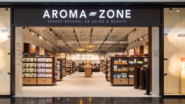 Chez <a href="/AromaZone_FR/">Aroma-Zone</a>  les employés postés d'après-midi sont tenus de respecter les horaires de la rupture du jeûne pour les musulmans.
La pause déjeuner est donc passée de 17h30 à 18h30 et cela sans en informer le personnel.
L'islam avance, la laïcité recule 🤷‍♀️