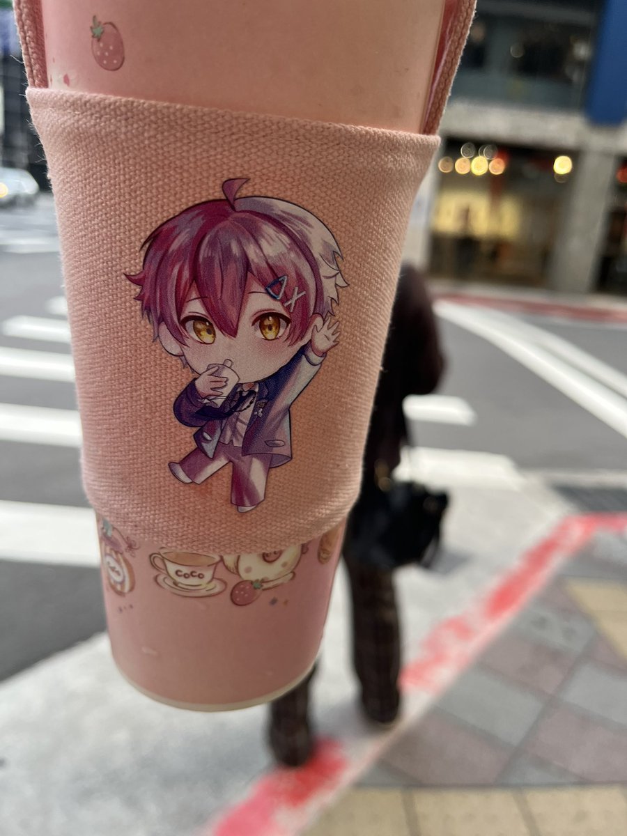 I_like_515's tweet photo. 其實我是禮拜六去的😗😗（拖延症大發作
這次超超超臨時決定要去 所以只買了馬的御守（對）
謝謝大家的認親禮 真的都好有創意好可愛😭 我這次什麼都沒準備ㅠㅠ
剩下的放留言！
#515x20 https://t.co/D48I4HNtvV