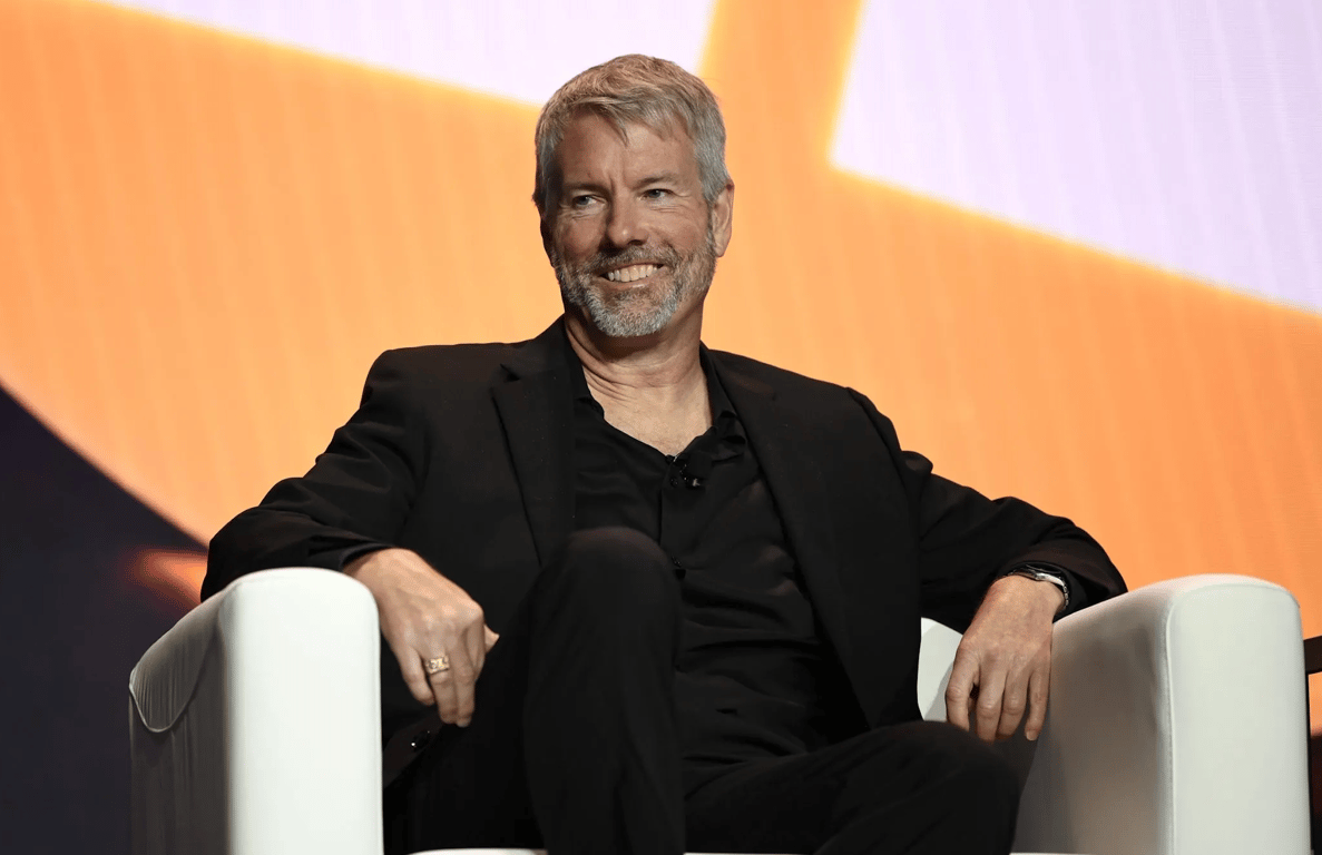 liputancrypto's tweet photo. BREAKING : Michael Saylor melalui perusahaannya, Strategy, membeli 592 Bitcoin senilai sekitar $40 juta dan ini adalah pembelian ke 100x nya untuk saylor https://t.co/lX76lks8Zm