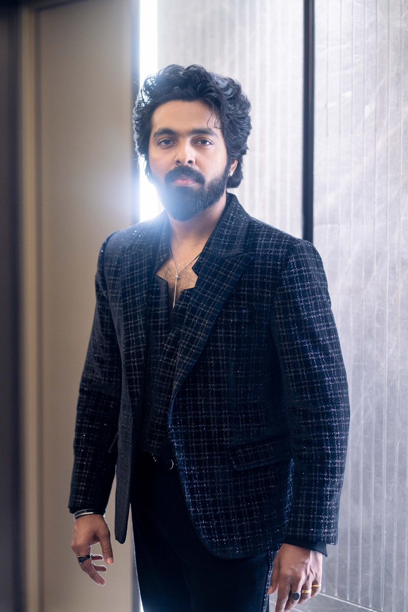 gvprakash's tweet photo. Winning is not everything … but the effort to win is ❤️😍✨ https://t.co/GUpPFbeGXP