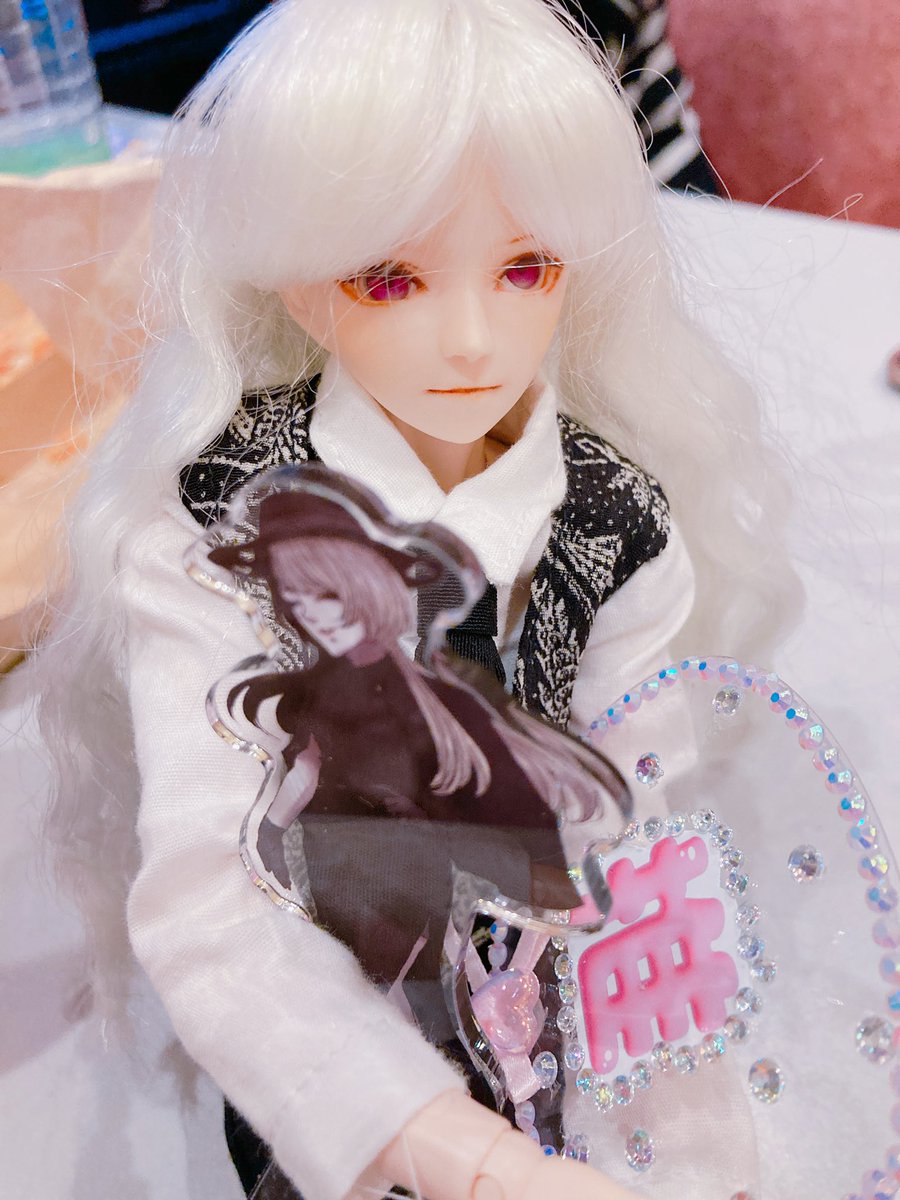 発狂さん（@sien461 ）から自鬼の狂蠱様のアクスタをプレゼントして