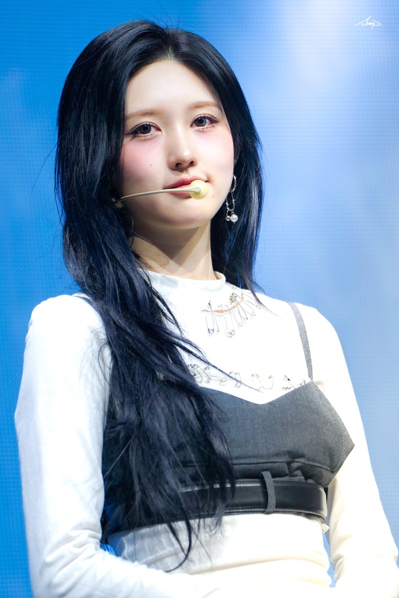 20260223 IVE REVIVE+ showcase

#GAEUL #가을 #김가을
#IVE #아이브