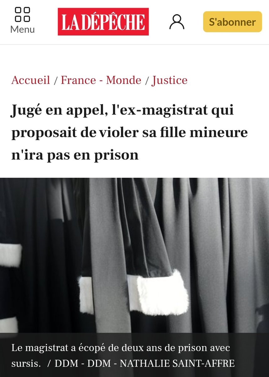 krissou66's tweet photo. @MKoutouzoff @ZeClint Ils sont contraints par que dalle et d'ailleurs quand c'est les potes c'est de suite une autre histoire. https://t.co/bCVE0bN5FS