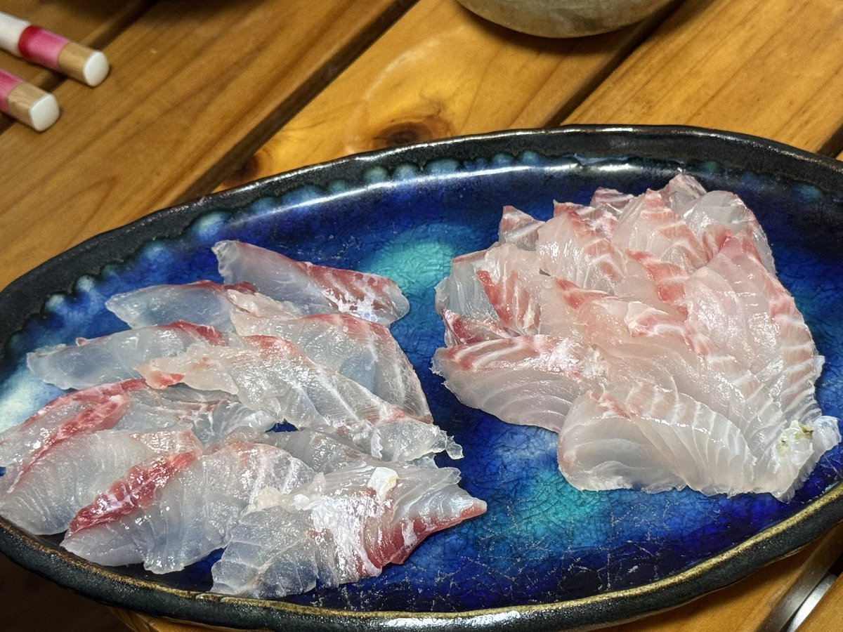 longtailfishing's tweet photo. 友達とよく刺身当てクイズやるけど、これはなかなかの難問 https://t.co/8HbmN5x4E3