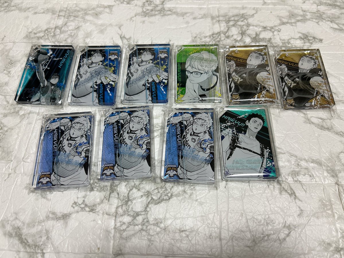 kuronecooo17's tweet photo. 【交換 譲渡】ハイキュー!! 及川の全員倒す ドミノ風 アクリルキーホルダー

譲 及川 影山 月島 木兎 ♡岩泉 ♡星海

求 黒尾>定価＋送料

郵送📮同日発送希望◎初回プロカ必読‼︎譲渡はキャラごと纏めて、♡のみ可能。銀行振り込み、PayPay（マネラ不可）

検索からでもお声掛けください🐈‍⬛ https://t.co/ZRXRD8j982