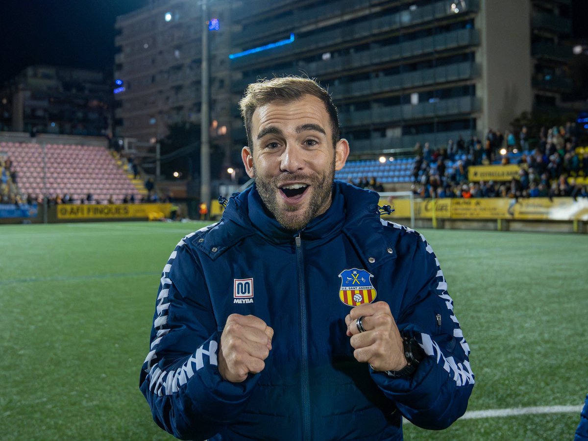 HORAQUADRIBARRADA tweet media