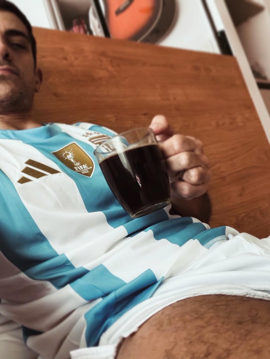 heyjadrian tweet media