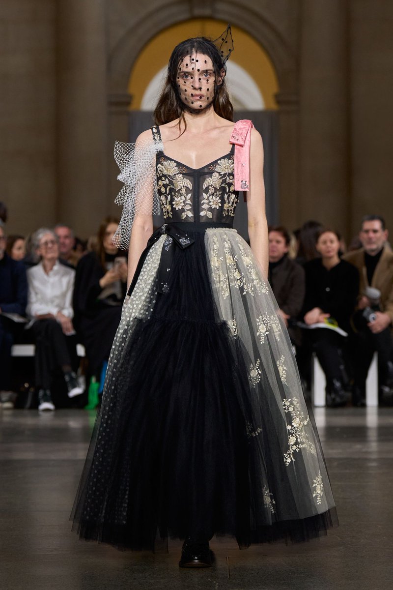 Lessie 🪐 tweet media