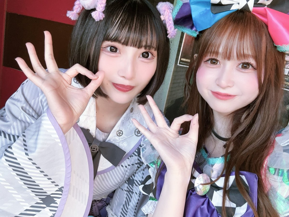 本日久しぶりにお会いできたTool toさんとお写真撮って頂きましたっ