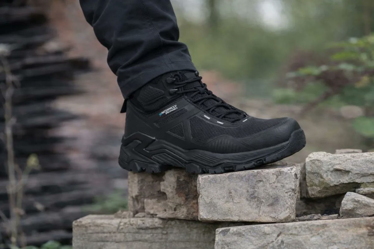 HSMmagazine's tweet image. The Tundra represents the kind of modern footwear that is easy on the eye and lenient on the feet after a long day being upright and on the move. See @BlackrockWkwear at #HSMLive Leeds
#footwear #workwear #PPE

hsmsearch.com/product/tundra…