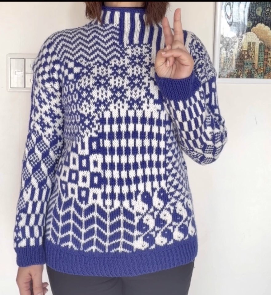 kabos_hand's tweet photo. Nordic Mix Sweaterが完成しました。刺し子の寄せ模様のような個性的なデザインのセーターに一目惚れ。お正月から編んでやっと完成したけど、もう冬も終わりかしら？

#nordicmixsweater 
#編み込みセーター https://t.co/HkNpjrIw3k