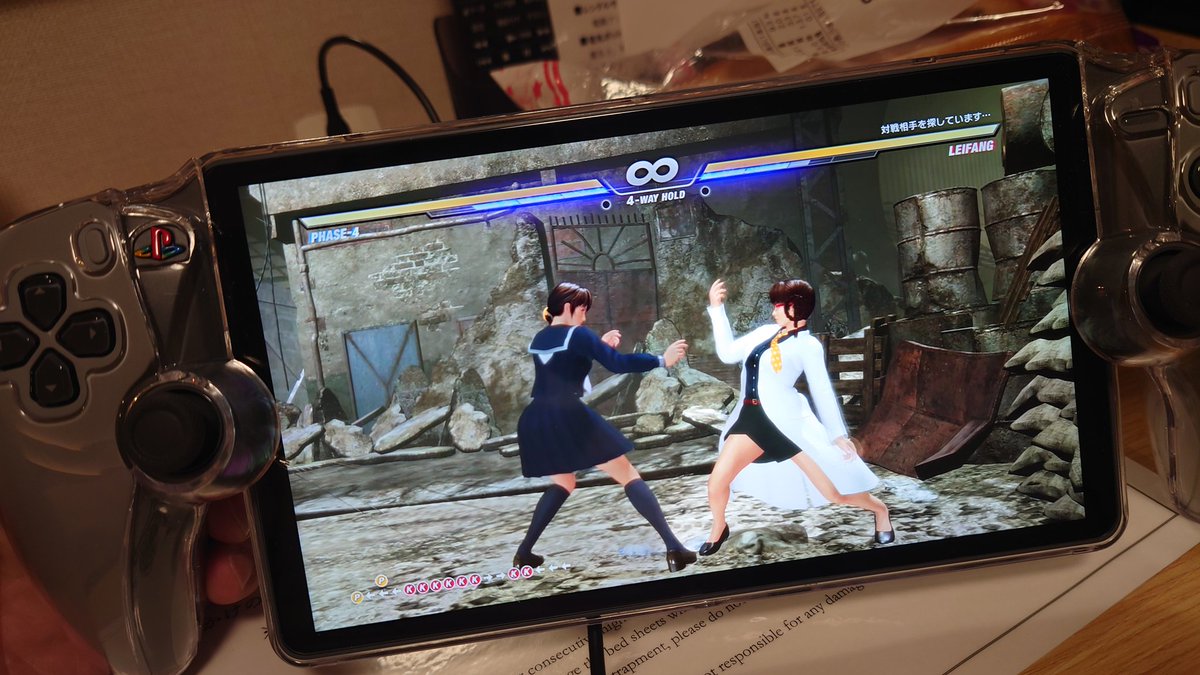 FIRIASU's tweet photo. どこでもDOA!!DOA6LR出るまで練習するぞ♪ #DOA6 #DOA30th #DOA6LR https://t.co/RgLLNzayN7