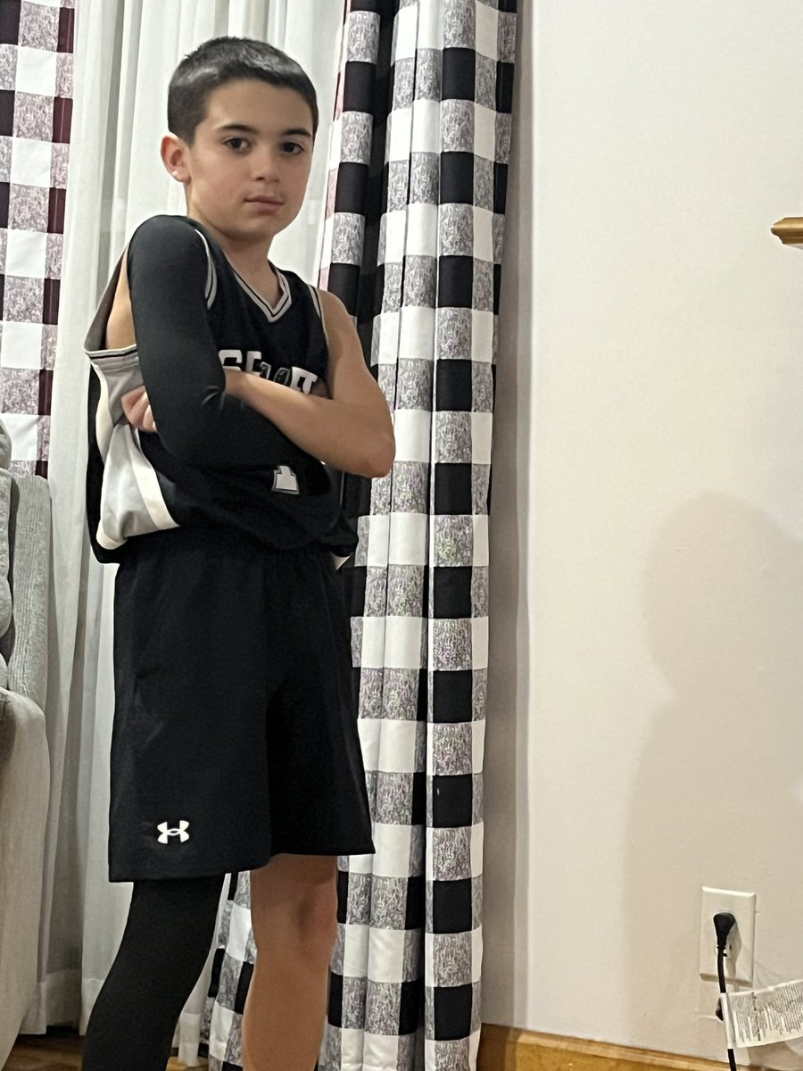 Daniel Barker tweet media