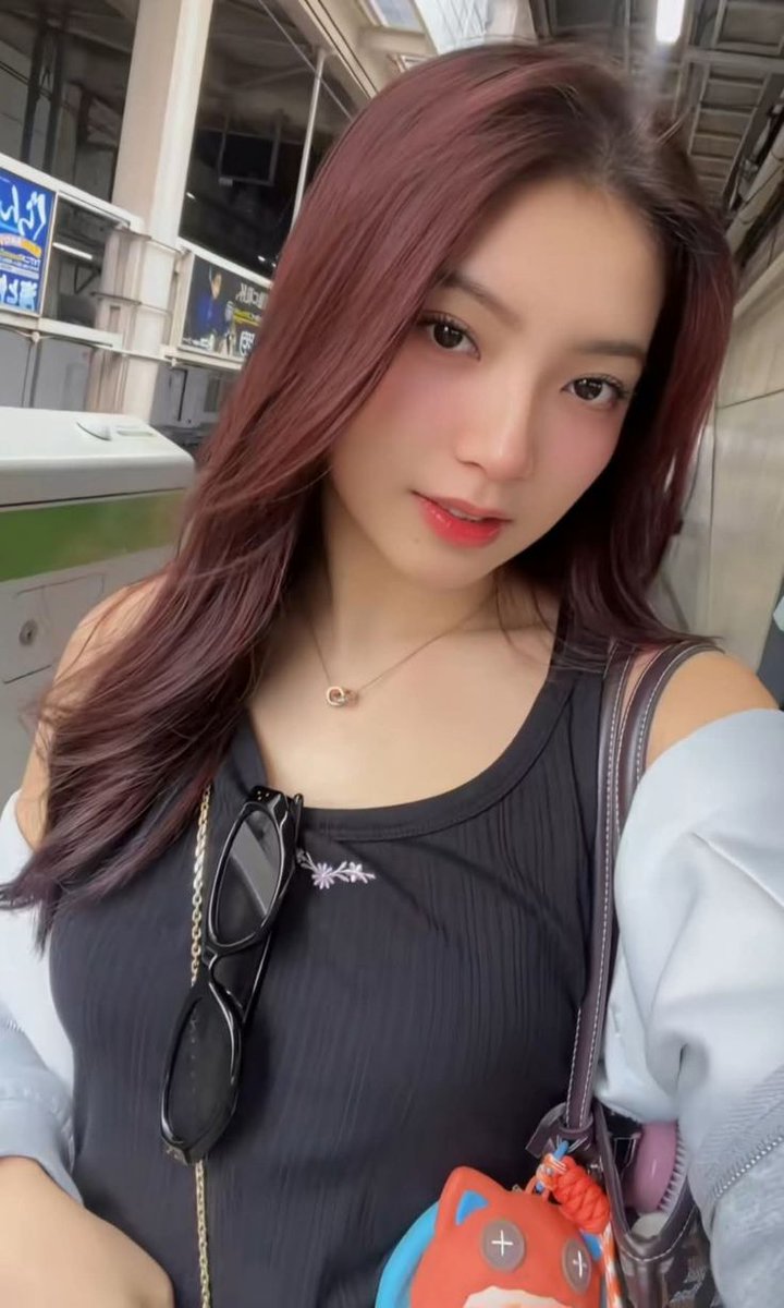 Cici Stecu tweet media