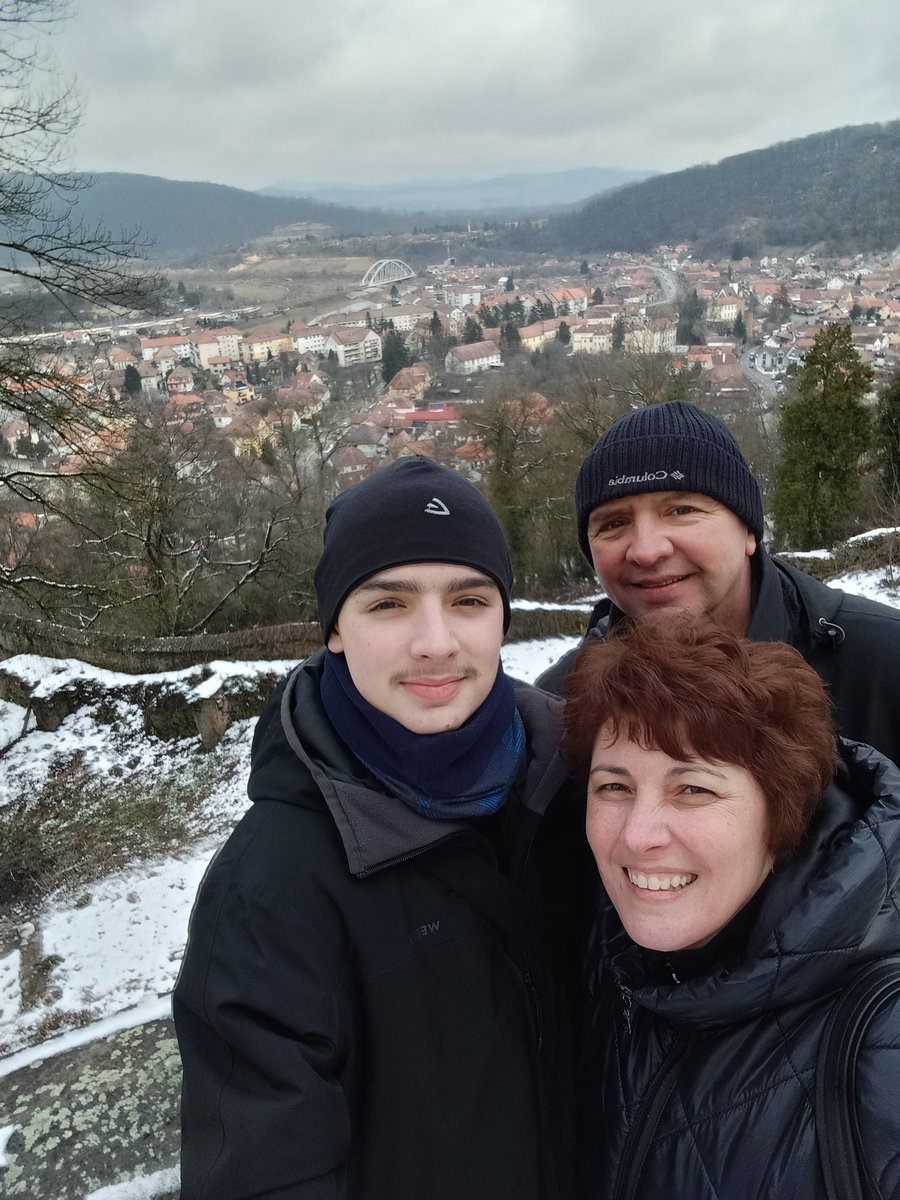 BotondBalassi's tweet image. Egy kis szünetet tartunk a folyamatos pörgésből. 😎🏙️💆‍♂️