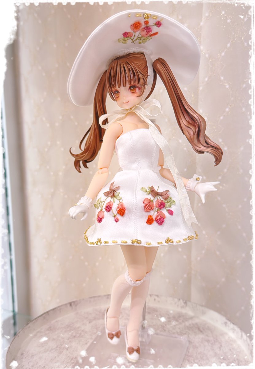 ℝ𝕚𝕔𝕠* tweet media