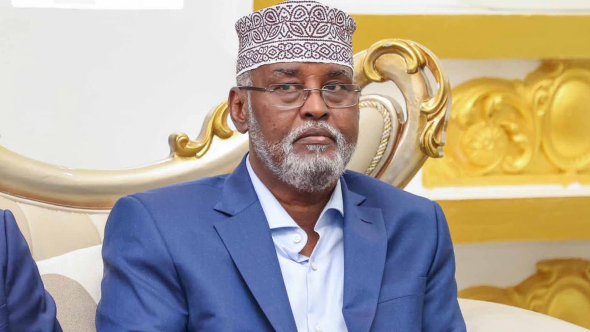 samow100's tweet photo. Axmad Madoobe Ayaa Maanta Ka Amba baxay Magaalada Muqdisho Markii Lees Ku Fahmiwaay Shirkii Golaha Mustaqbalka https://t.co/ZQ4EOvkkER