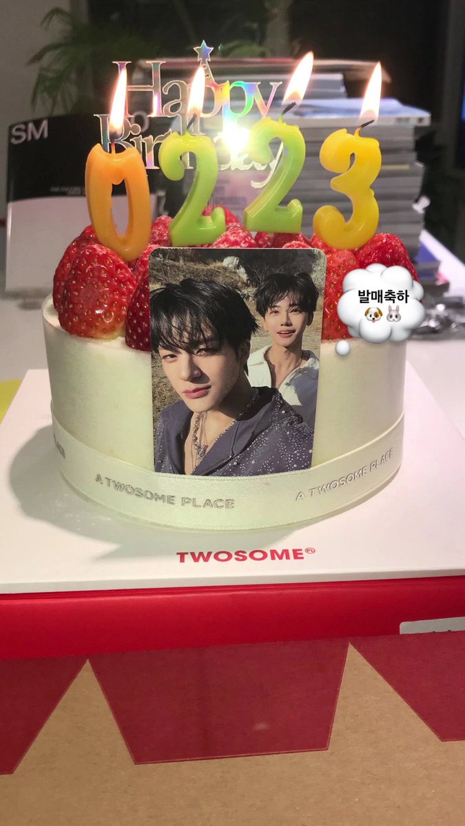 ★★ archive tweet media