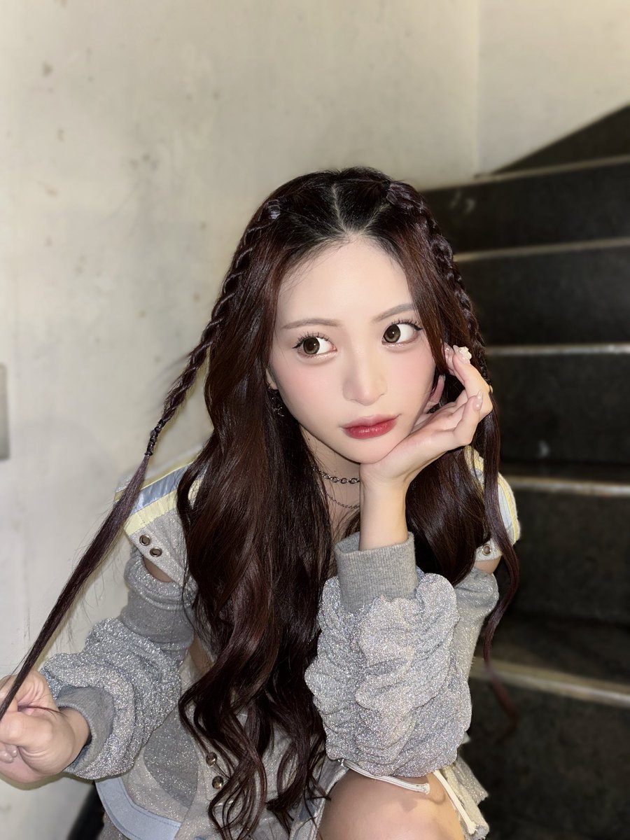 Post by 月嶺はるか on X: 逸らさないで👀