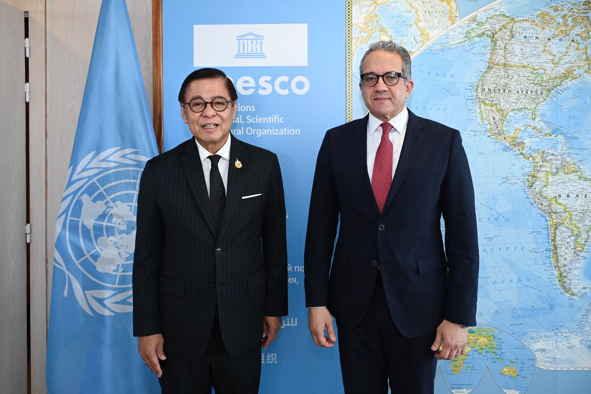 MFAThai's tweet photo. FM @SihasakPh held mtg with H.E. Mr. Khaled Ahmed El-Enany Ali Ezz, DG of #UNESCO, at UNESCO HQ, Paris. Both sides exchanged views on geo-political challenges, UNESCO reform, recent developments along the Thailand - Cambodia border on which FM briefed the DG with comprehensive info. They also discussed Thailand’s proposal to inscribe “Chud Thai” on the ICH Representative List in 2026. (23 Feb 2026)