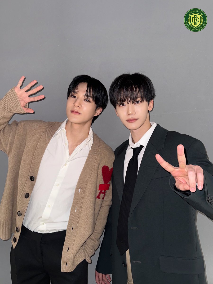 드림 위버스 미디어 💚

톡파원 재민이 제노 🤍