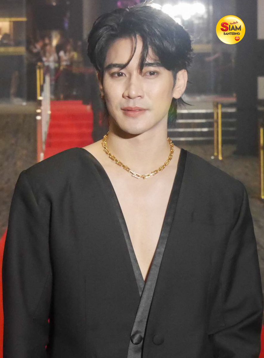 "ยูโร ยศวรรธน์"  ร่วมเดินพรมในงาน กาล่าพรีเมียร์เปิดตัวภาพยนตร์เรื่อง "ราคี - THE STAIN" 

#ราคีGALA 
#ราคีTHESTAIN 
#Euroyotsawat 
#ยูโรยศวรรธน์