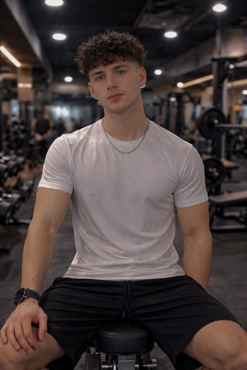 тrιѕтαɴ wolғғ tweet media