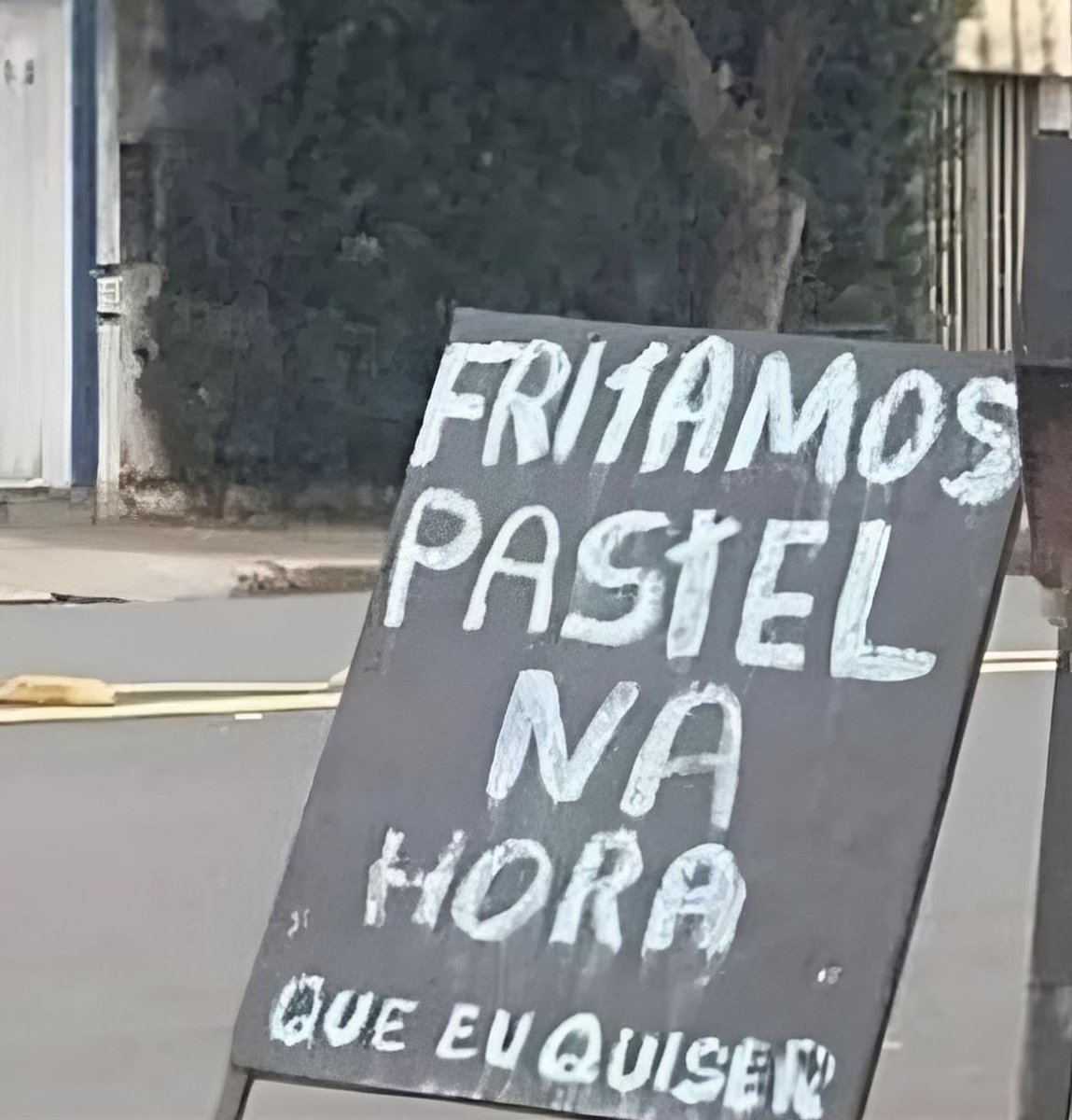 Anuncioestranho's tweet photo. https://t.co/Miy43sfvU5