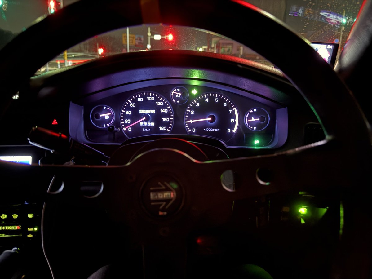 せーれー tweet media