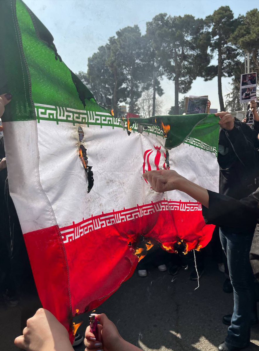 Kiana🇮🇷 tweet media