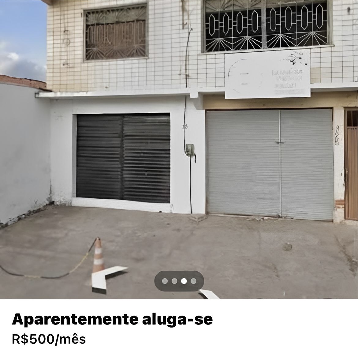 Anúncios estranhos tweet media