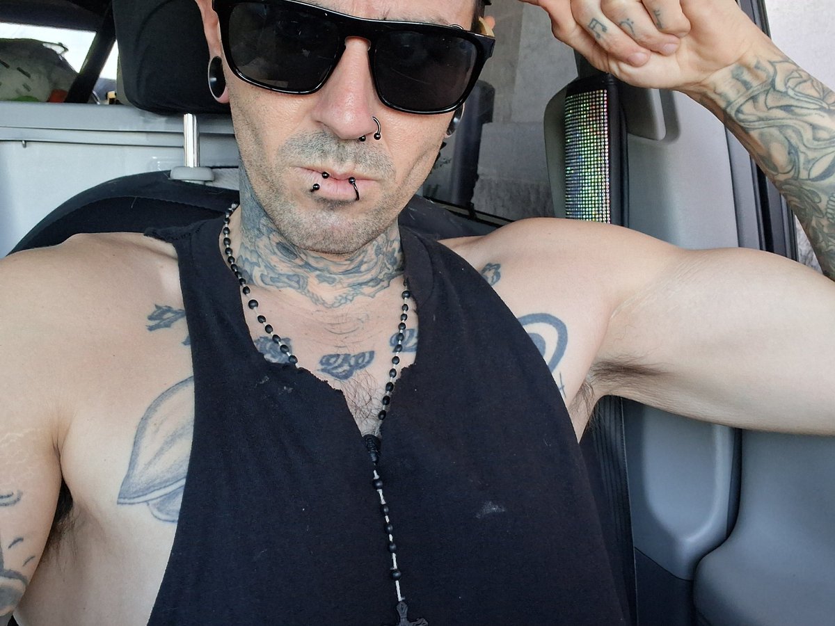 flexx_mexxi1388's tweet image. #tatted #inked #snapbacksandtattoos