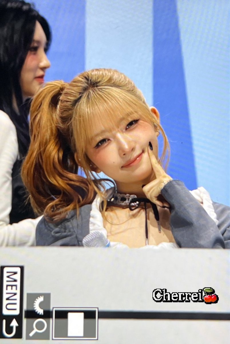 cherrei_on's tweet photo. 260223 아이브 쇼케이스 레이 프리뷰

#IVE #REI #레이 #レイ #れい #쇼케 https://t.co/GFZLs58xHx