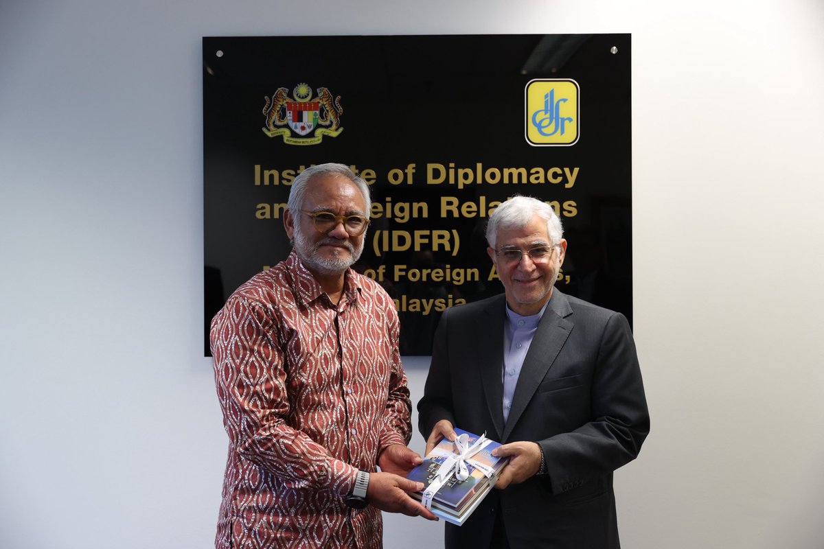 IDFRMalaysia's tweet image. Courtesy Call by H.E. Valiollah Mohammadi, Ambassador of Iran on 23 February 2026. 

#IDFRMalaysia #WismaPutra #CourtesyCall