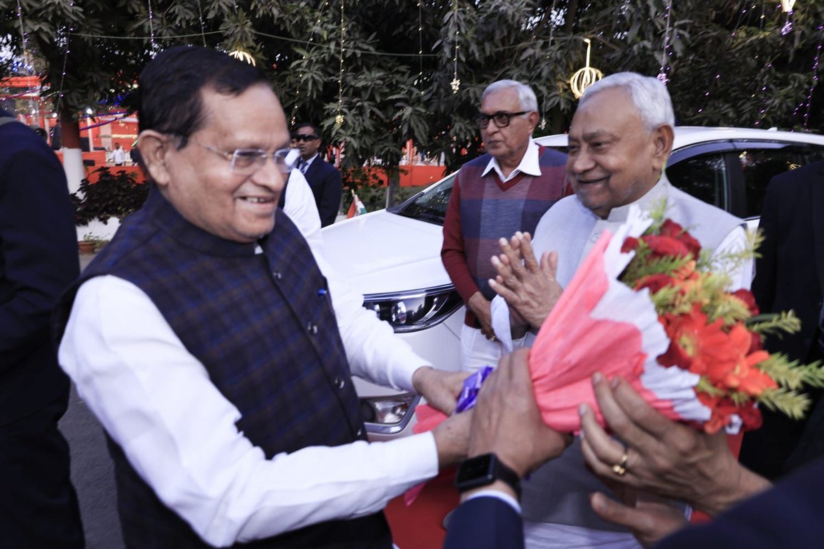 Nitish Kumar tweet media