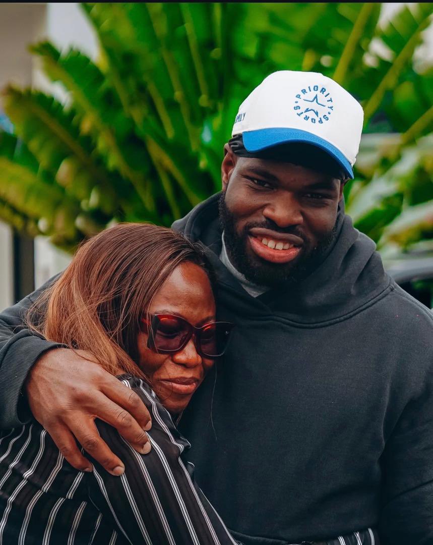 NFL HYPE 🏈🦅💚

 “The most priceless gift is time spent together as a family.”

No.97 Moro Ojomo of the Philadelphia #Eagles 🦅

Fly #Eagle Fly 🦅💚