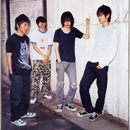 超レア　メジャーデビュー前　街角スナップ雑誌　BUMP OF CHICKEN バンプマニア【非公式】 on X: 