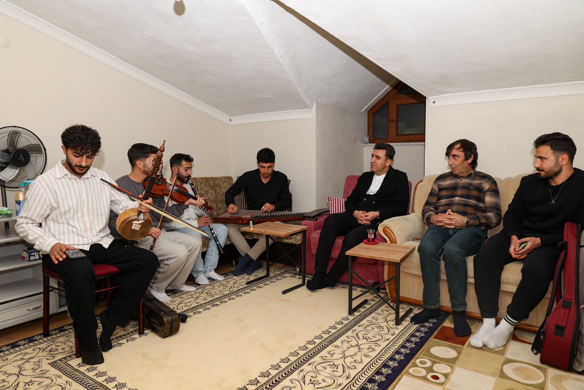 TunceliPostasi's tweet photo. Vali Şefik Aygöl’den Tunceli’ye Hizmet ve Halkla İletişim Vurgusu
https://t.co/go4xXvYd83
#Tunceli #ŞefikAygöl #TunceliValiliği #Hizmet @sefikaygol #YerelYönetim #Toplumİçin #HizmetteÖncü #TunceliHaber #TunceliPostası #PublicService #CommunityFirst #LocalLeadership #GovConnect https://t.co/xOeaxNKfk4