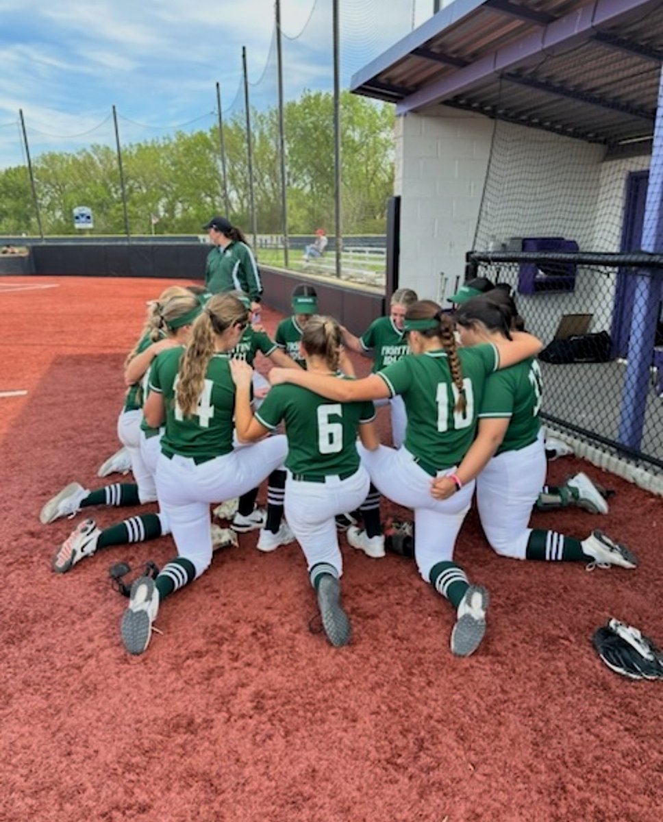 rhaya_depaolo's tweet photo. Day 1. IHSA ‘26 High School Softball Season is HERE. 🥎
Locked in. Ready to compete. Ankle is feeling good! 🙌🏼

Let’s make it a year to remember! Go Irish! ☘️ 

@bmacsoftball 

#uncommitted2027 #studentathlete #ihsasoftball #junioryear #classof2027
#softballrecruit #collegesoftball