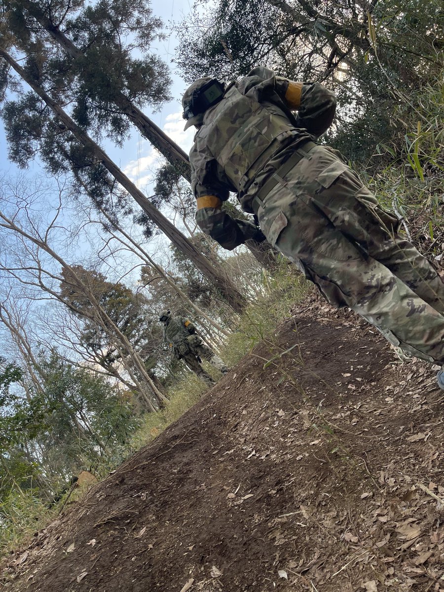 sop79's tweet photo. 写真もアップされましたので、あらためて小部隊戦闘錬成会お疲れ様でした。
黄色チームで小隊長や一般隊員をやらせて頂きました。
気迫のある突撃、その裏で支援をした分隊、チーム一丸となって戦えたのはとても良い経験となりました。
関係した全ての方々に感謝です。
#FCAP https://t.co/Wfg1QuCZmx
