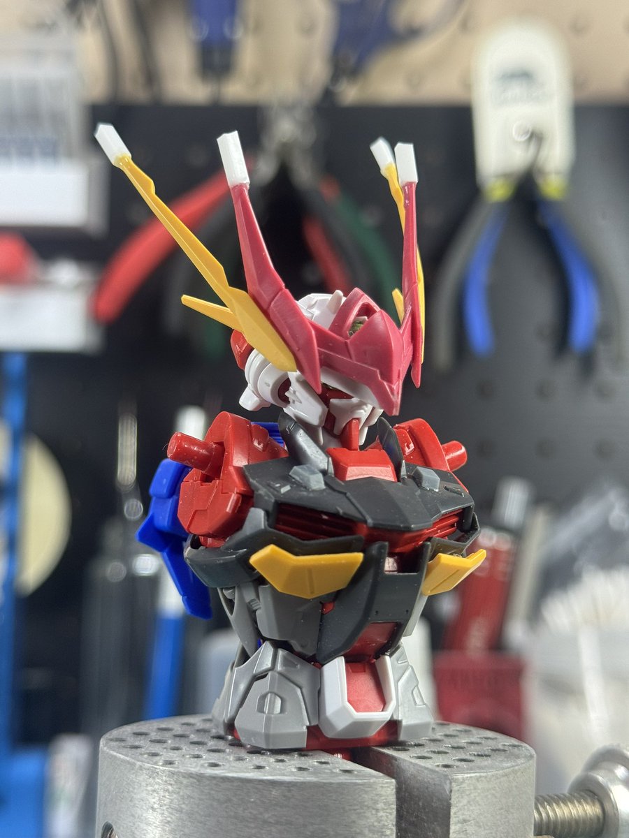 アヴァ- 1＠氷糸吉界の深淵に住む八面鳥 (@ava448) / Posts / X