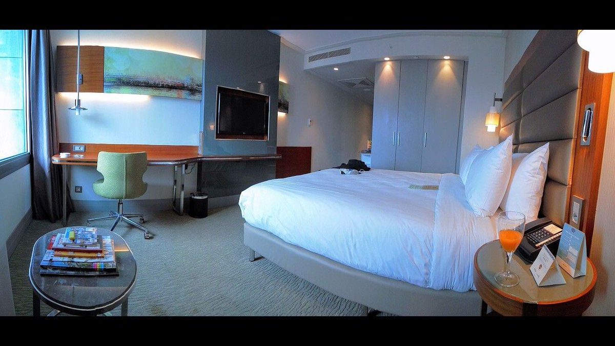 Chris Pugh tweet media