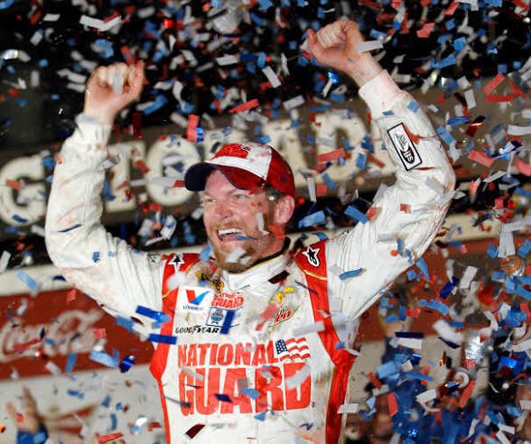 row_racing's tweet photo. Dale Earnhardt Jr. - (2/23/14)
#500Winner 🏁 (2X) 🏁🏁 https://t.co/KOGjlVXg9T