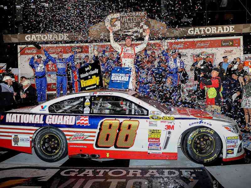row_racing's tweet photo. Dale Earnhardt Jr. - (2/23/14)
#500Winner 🏁 (2X) 🏁🏁 https://t.co/KOGjlVXg9T