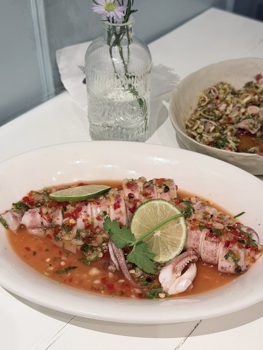 静安寺のしゃれタイ料理