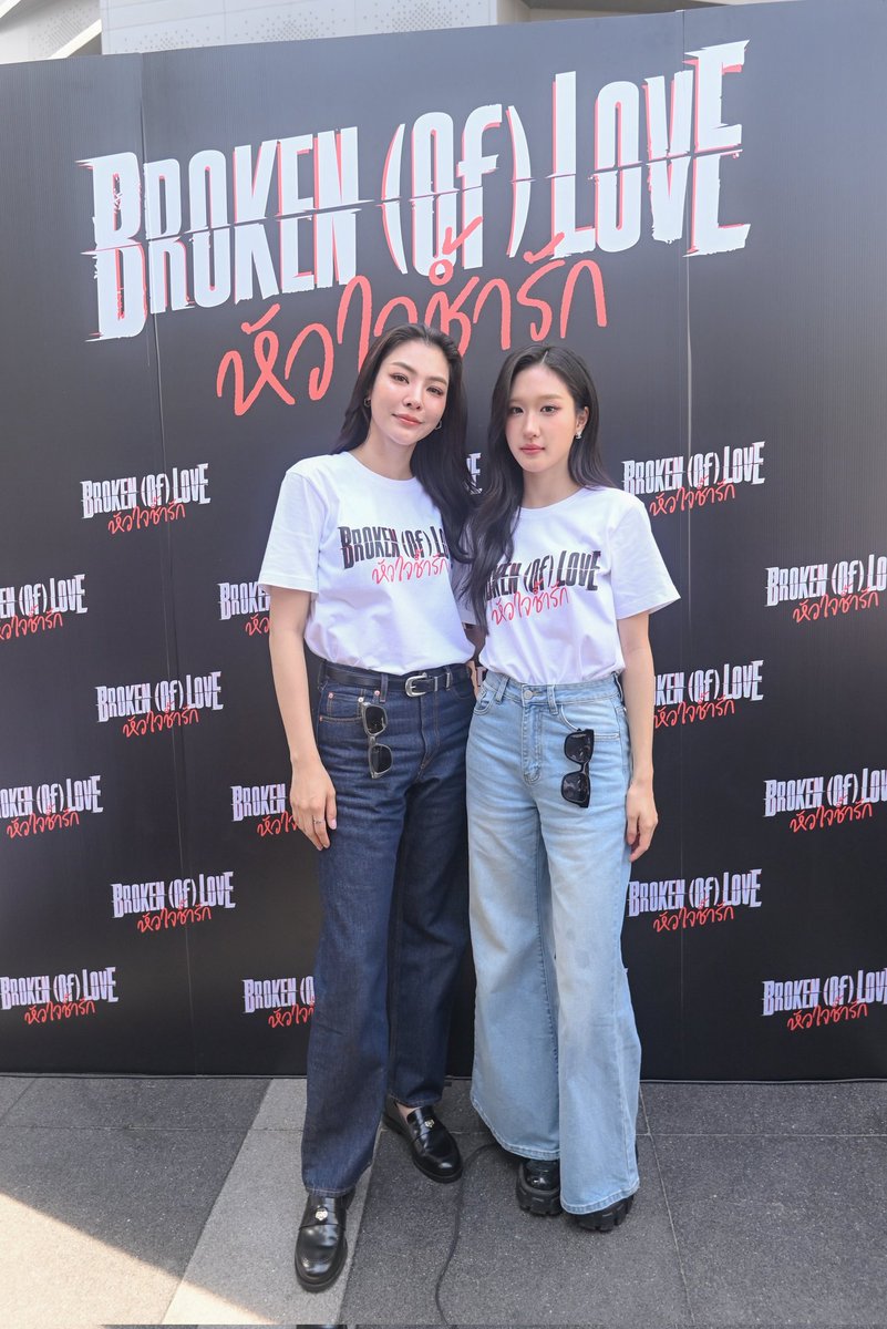 qwerasd1881615's tweet photo. It's not the same person~
Atom's girlfriend is Anda
no fayaatom
Don't get  wrong~
#FayeAtom
#andaatom https://t.co/kZbvQOXdjC